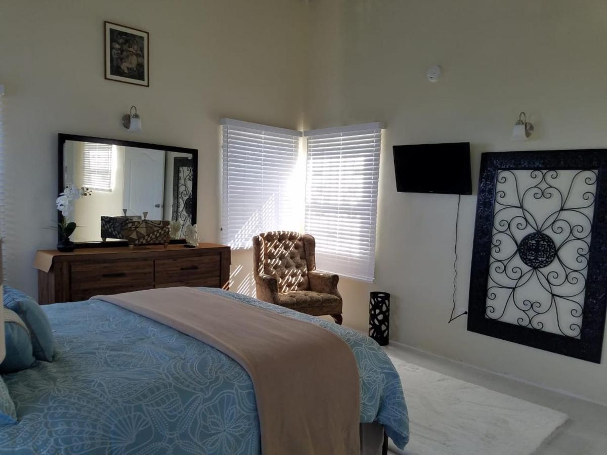 Bella Vista Vacation Apartment Montego Bay Exterior photo