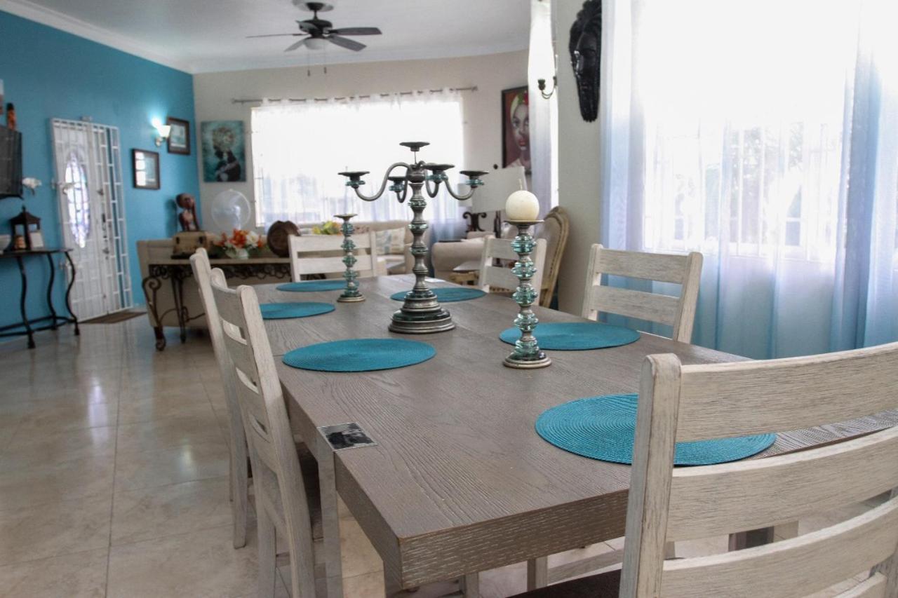 Bella Vista Vacation Apartment Montego Bay Exterior photo