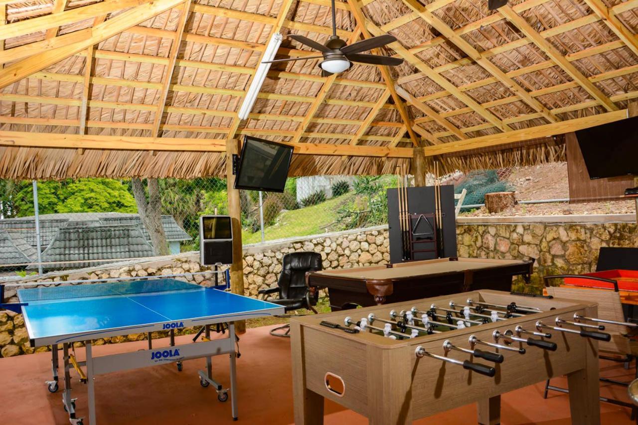 Bella Vista Vacation Apartment Montego Bay Exterior photo