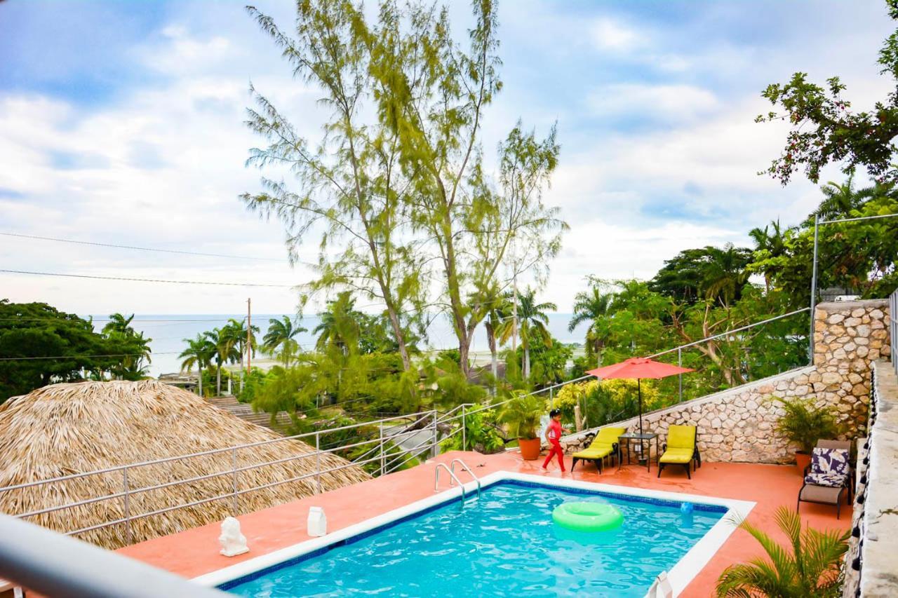 Bella Vista Vacation Apartment Montego Bay Exterior photo