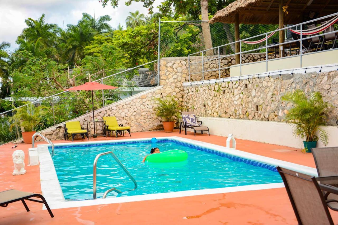 Bella Vista Vacation Apartment Montego Bay Exterior photo